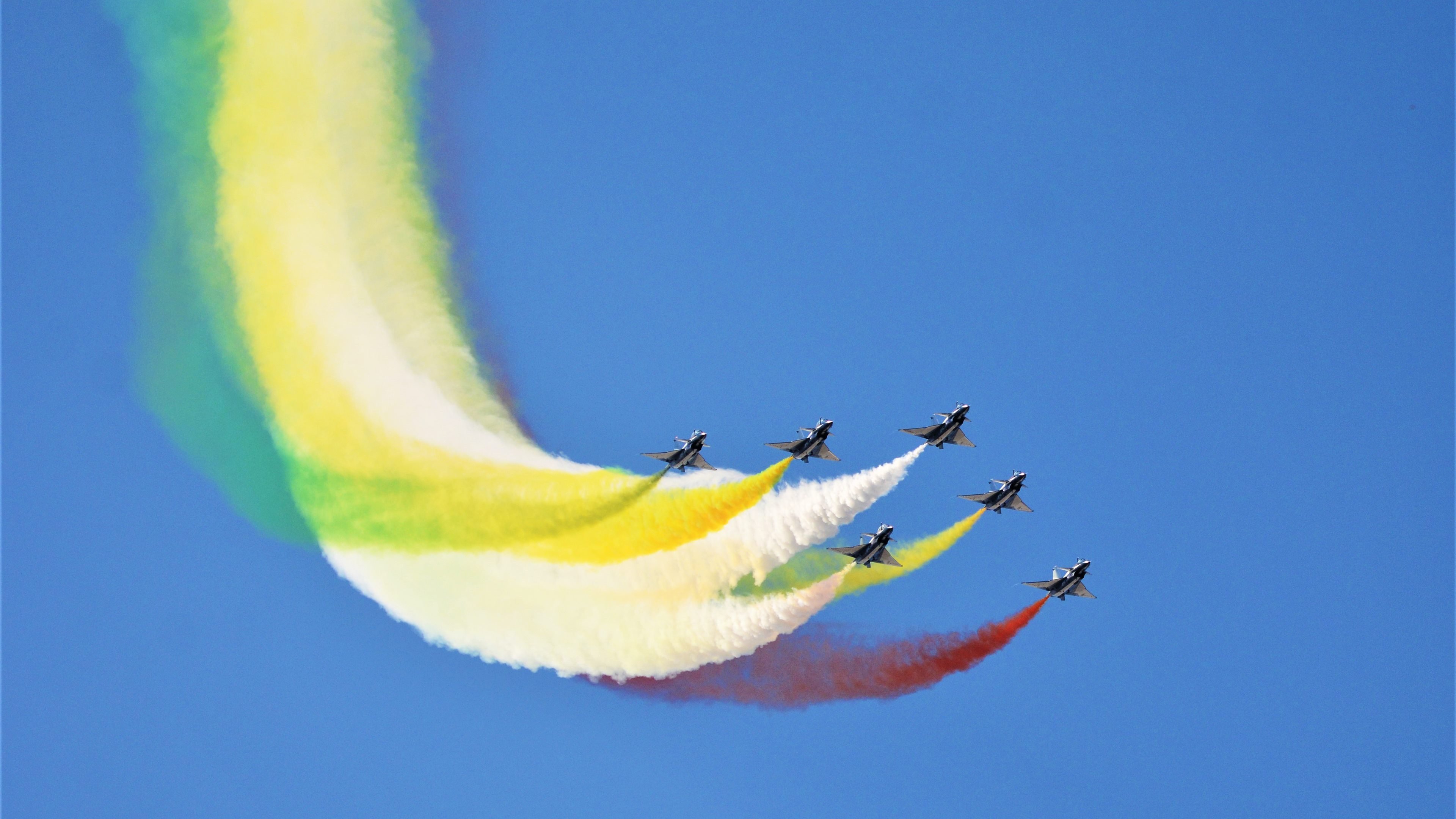 法国混合接力稳扎稳打锁定好成绩,法国混双组合